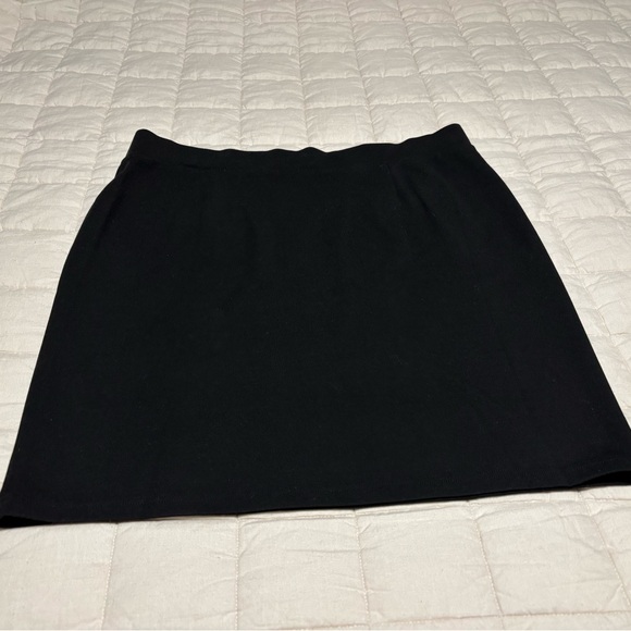 J JILL Black Ponte Stretch Pencil Skirt Size Large NWT - Picture 3 of 7